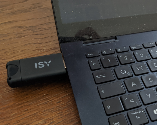 Beispiel zur Verwendung eines Bootsticks (hier SD-Card-Reader mit SD-Card 64GB).