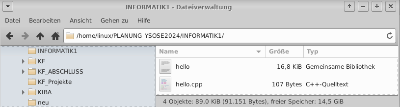 Sicht auf die Datei hello.cpp mit dem Quelltext und dem ausführbaren Programm hello mit Hilfe des Dateimanagers.